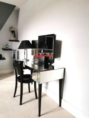 Victoriana Apartment, Central - Boutique